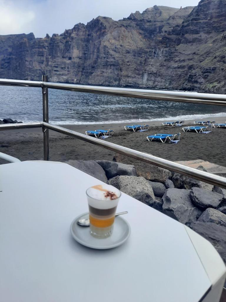 Amazing View Los Gigantes & La Gomera Apartment Acantilado de los Gigantes Exterior foto
