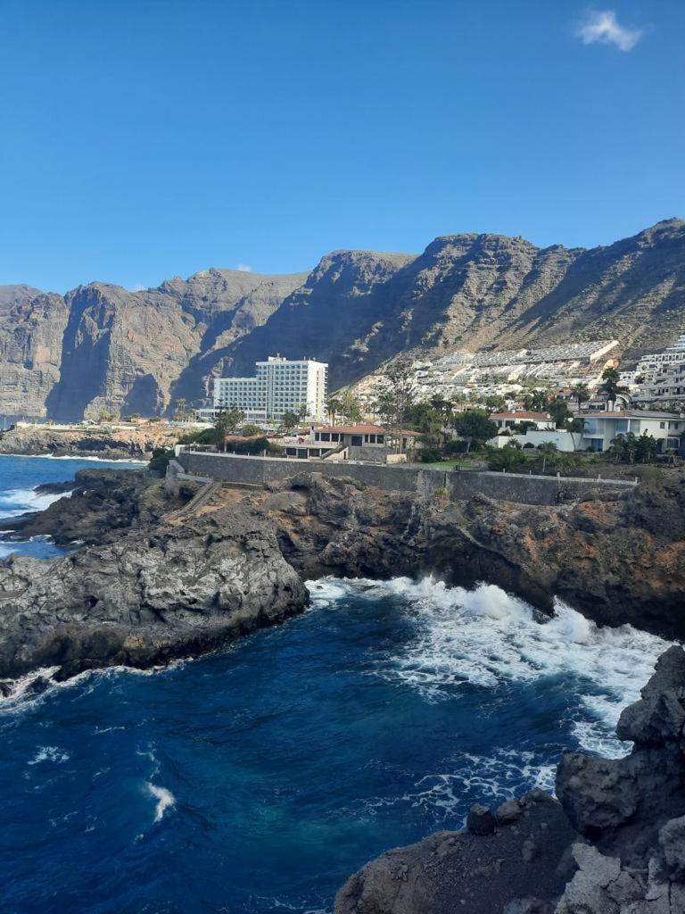 Amazing View Los Gigantes & La Gomera Apartment Acantilado de los Gigantes Exterior foto